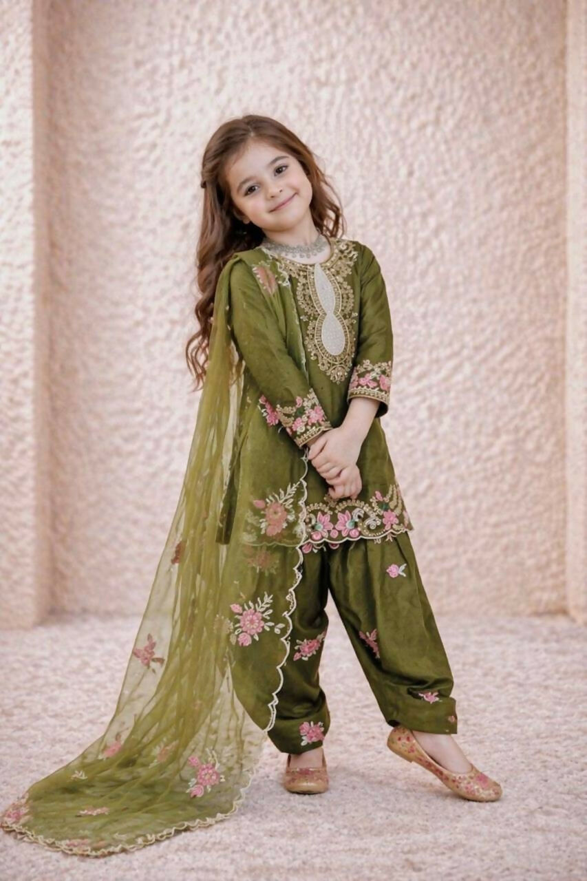 Teeya Creation New Kids Trendy Wedding Wear Traditional Kurta Salwar Set-Green