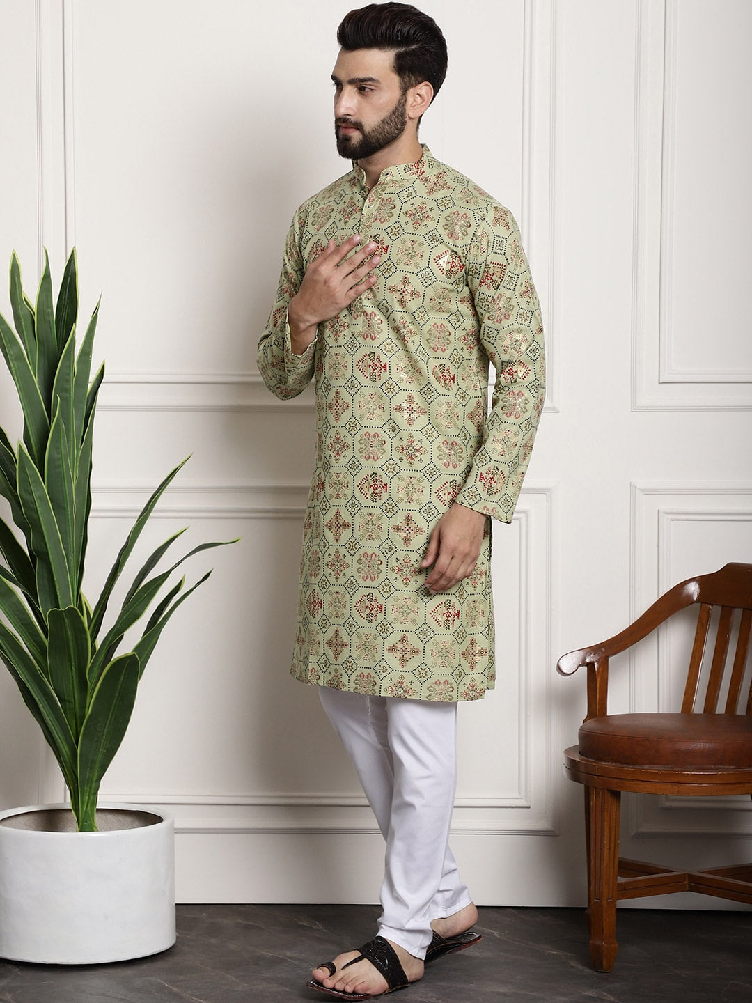 Sojanya Men Green Printed Cotton Linen Kurta with Churidar 