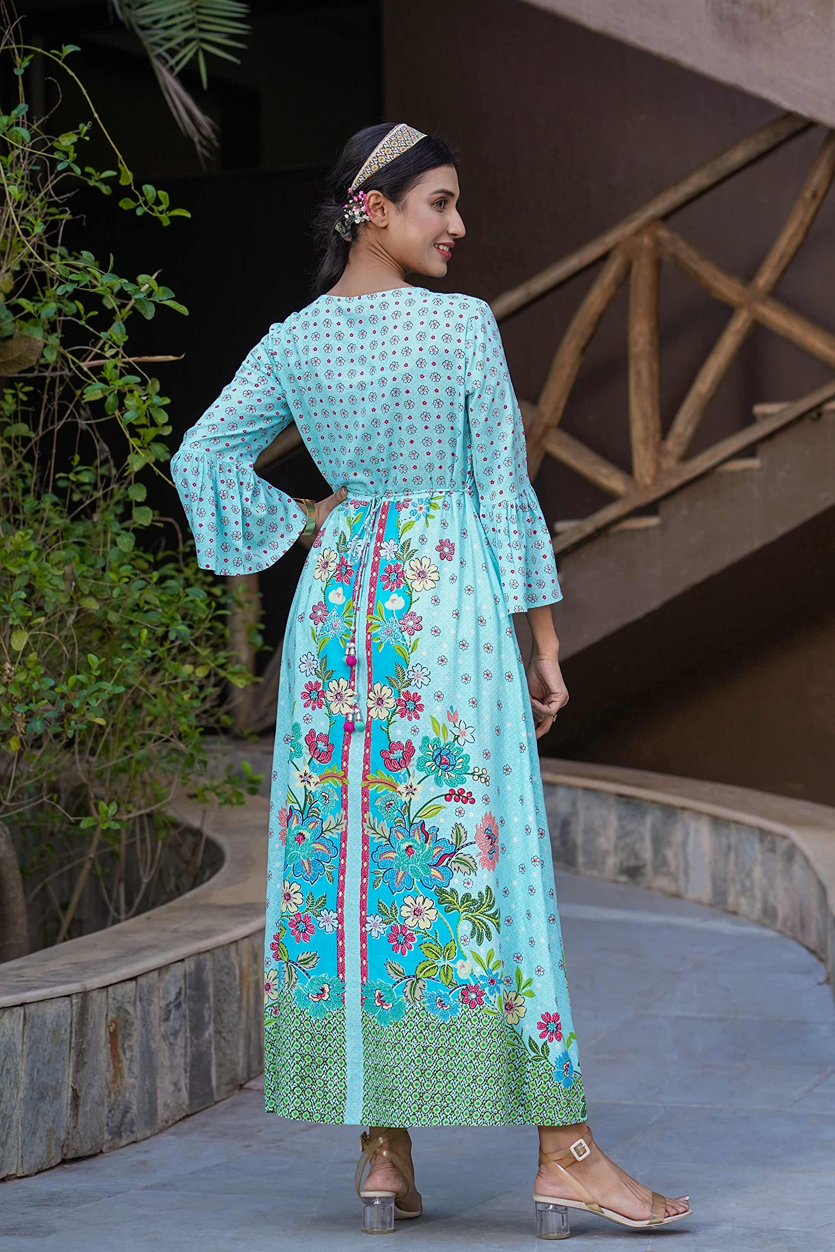 Juniper Women's Sky Blue Floral Printed Rayon Kurta With Buttons Closure At Back