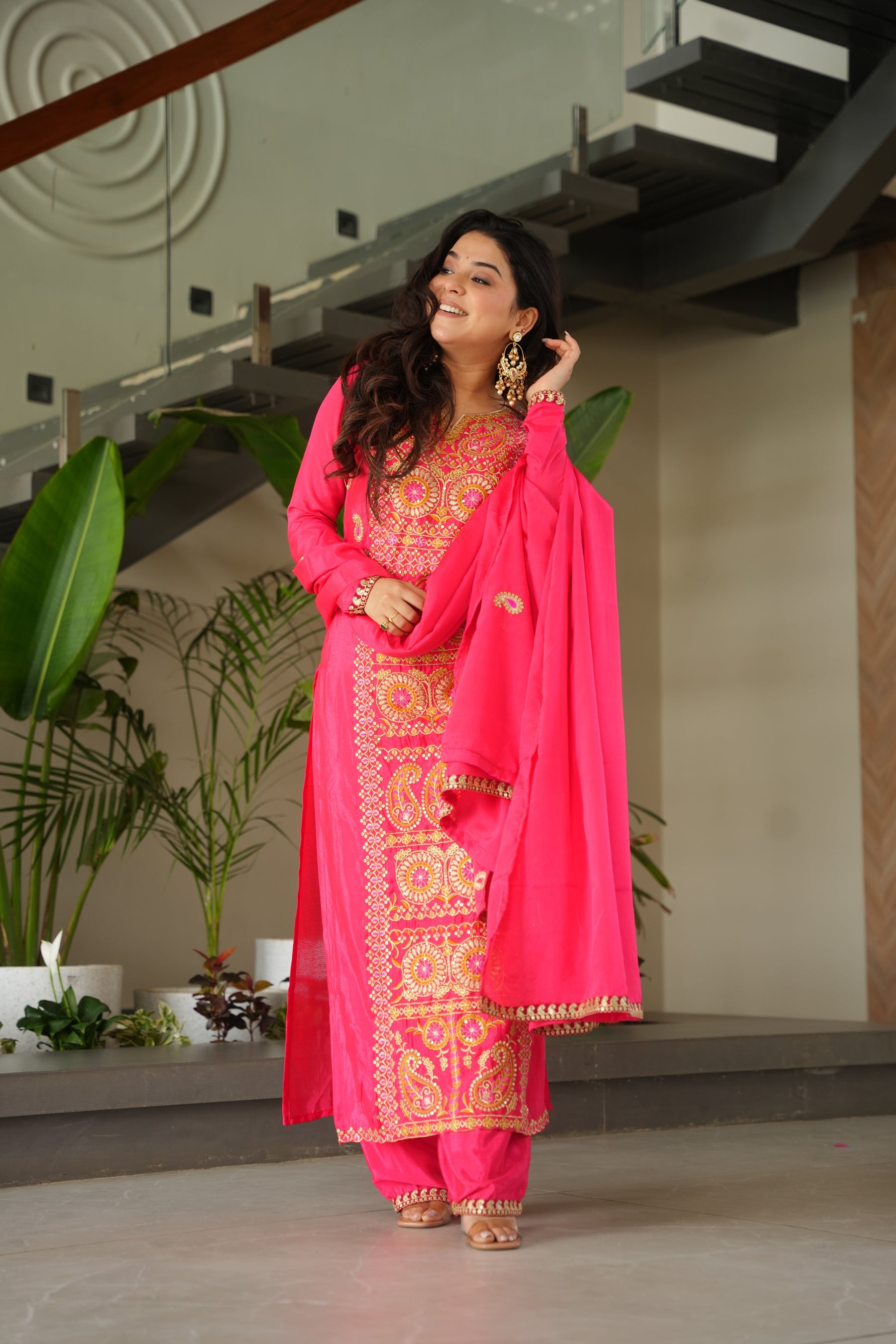 Lorenvalley Fashion Gajari Chinnon with Zari Multi & Thread Embroidered work Kurta Pant with Dupatta