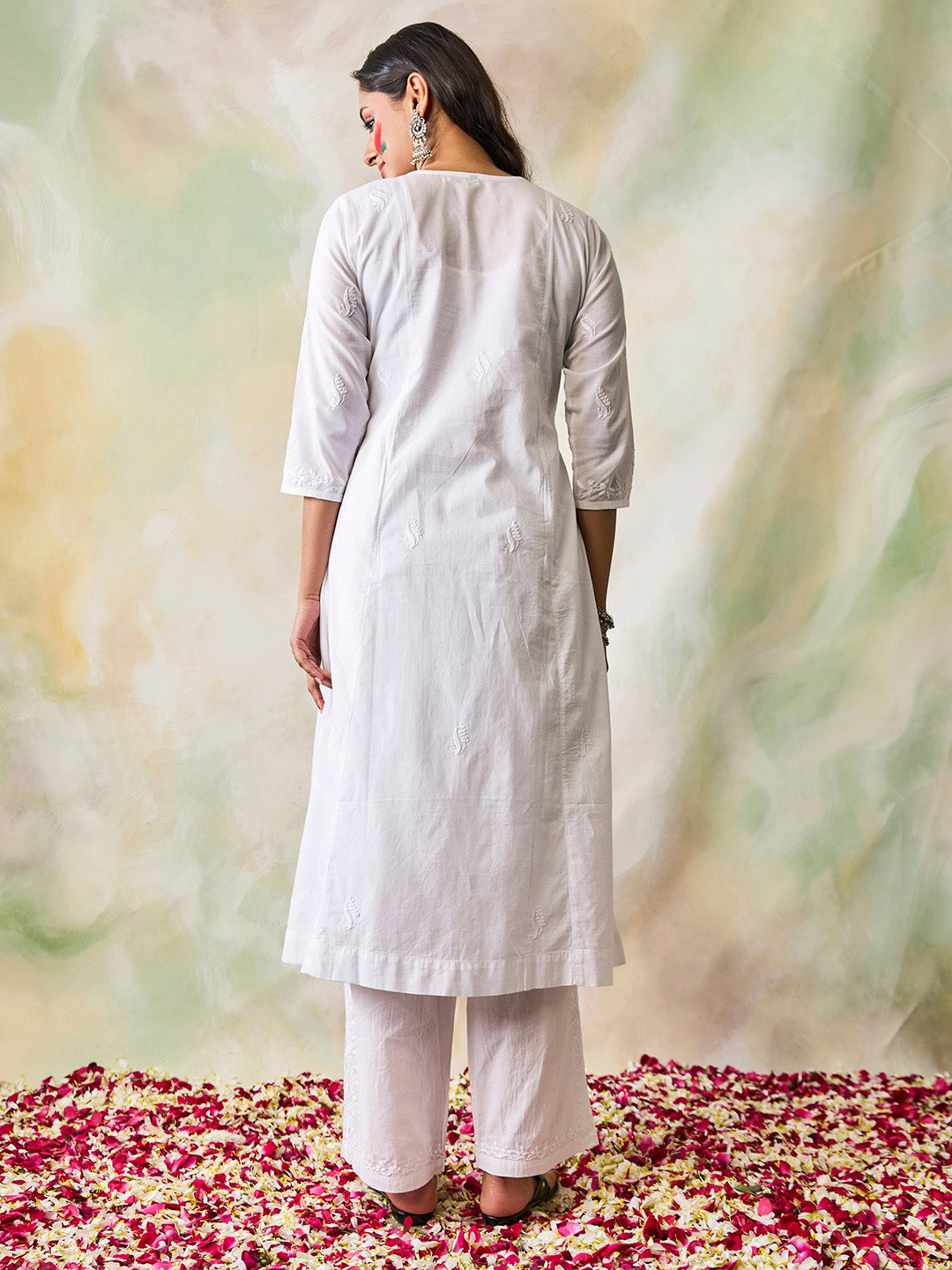 HOUSE OF KARI Ethnic Motifs Embroidered Chikankari Kurta 
