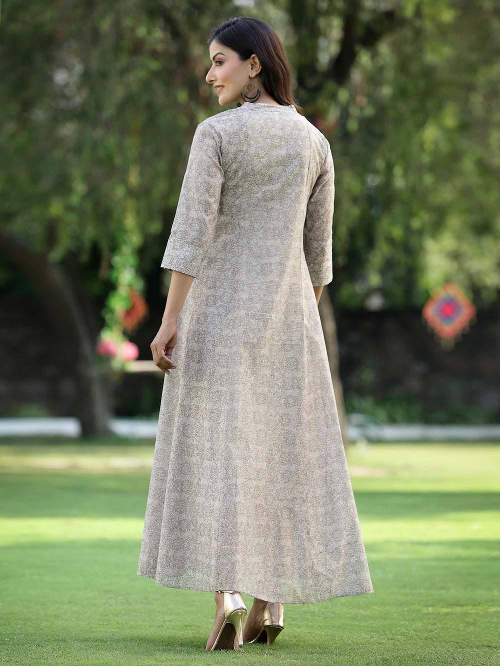 Juniper Women's Beige Chanderi Silk Printed Anarkali Kurta