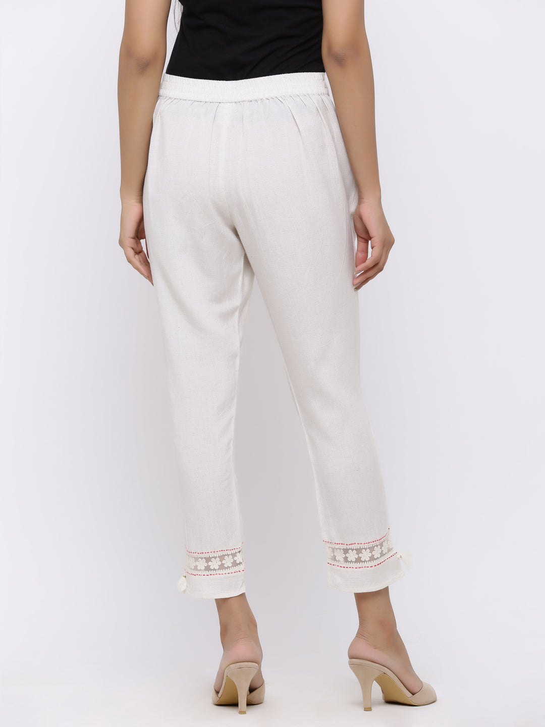 Juniper Women White Rayon Flex Solid Slim Fit Pant/Slim Pant 
