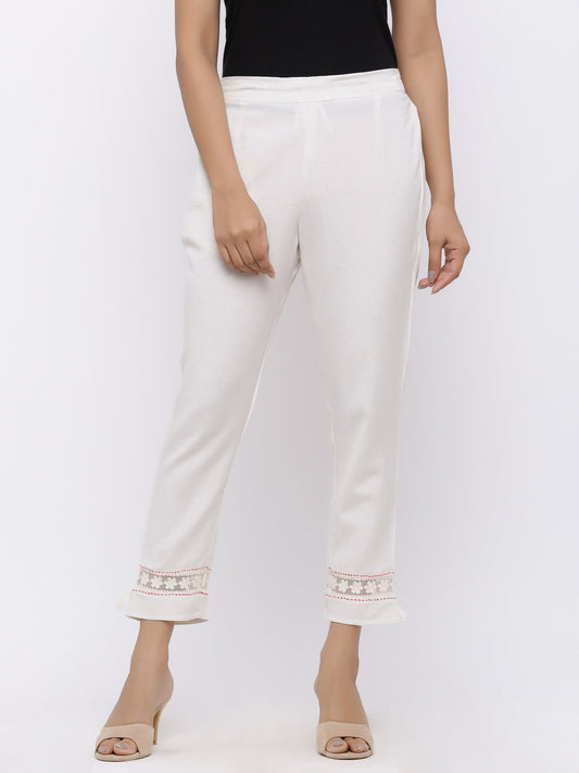 Juniper Women White Rayon Flex Solid Slim Fit Pant/Slim Pant 