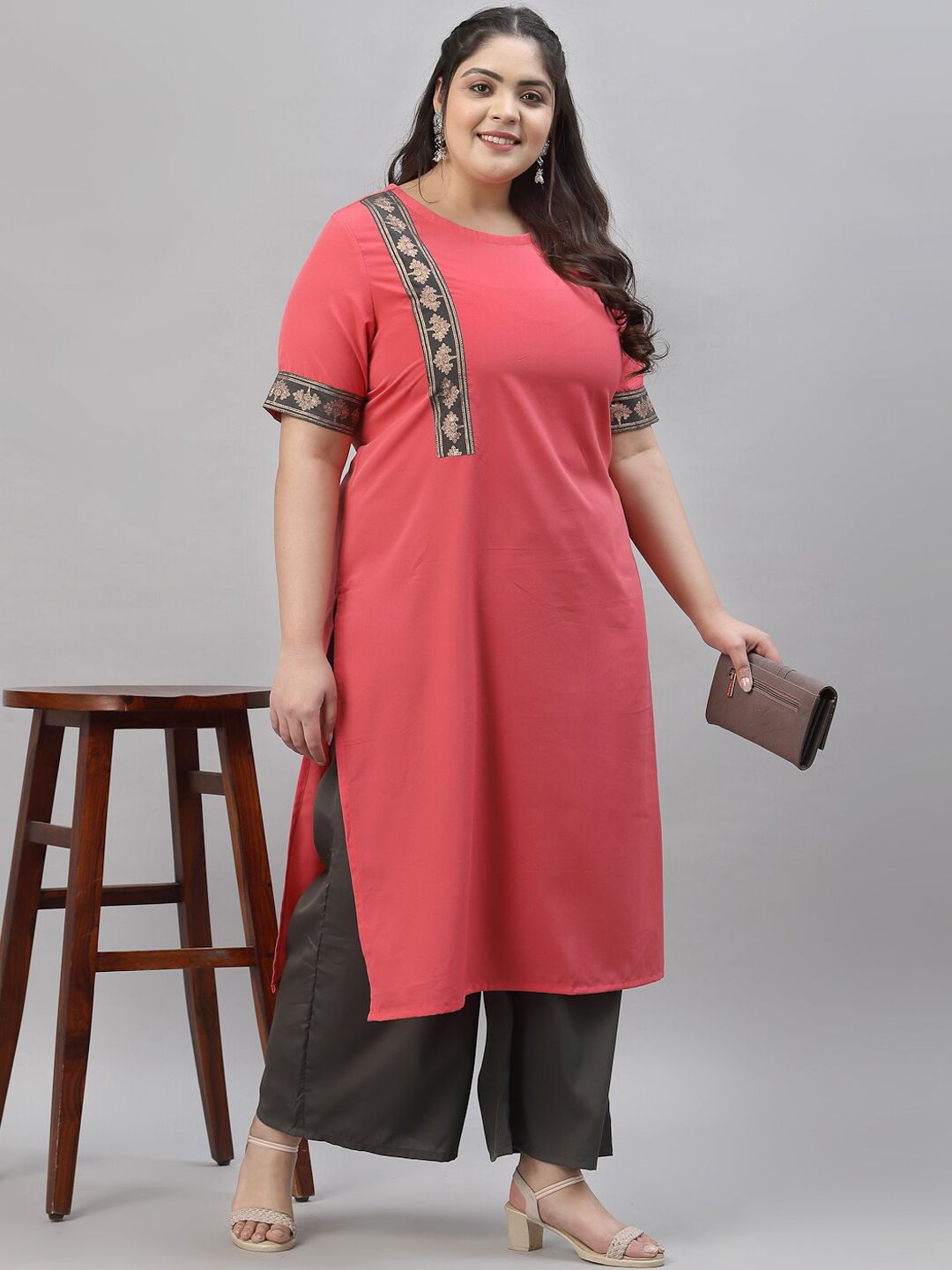 Sztori Plus Size Floral Yoke Design Straight Kurta With Palazzos