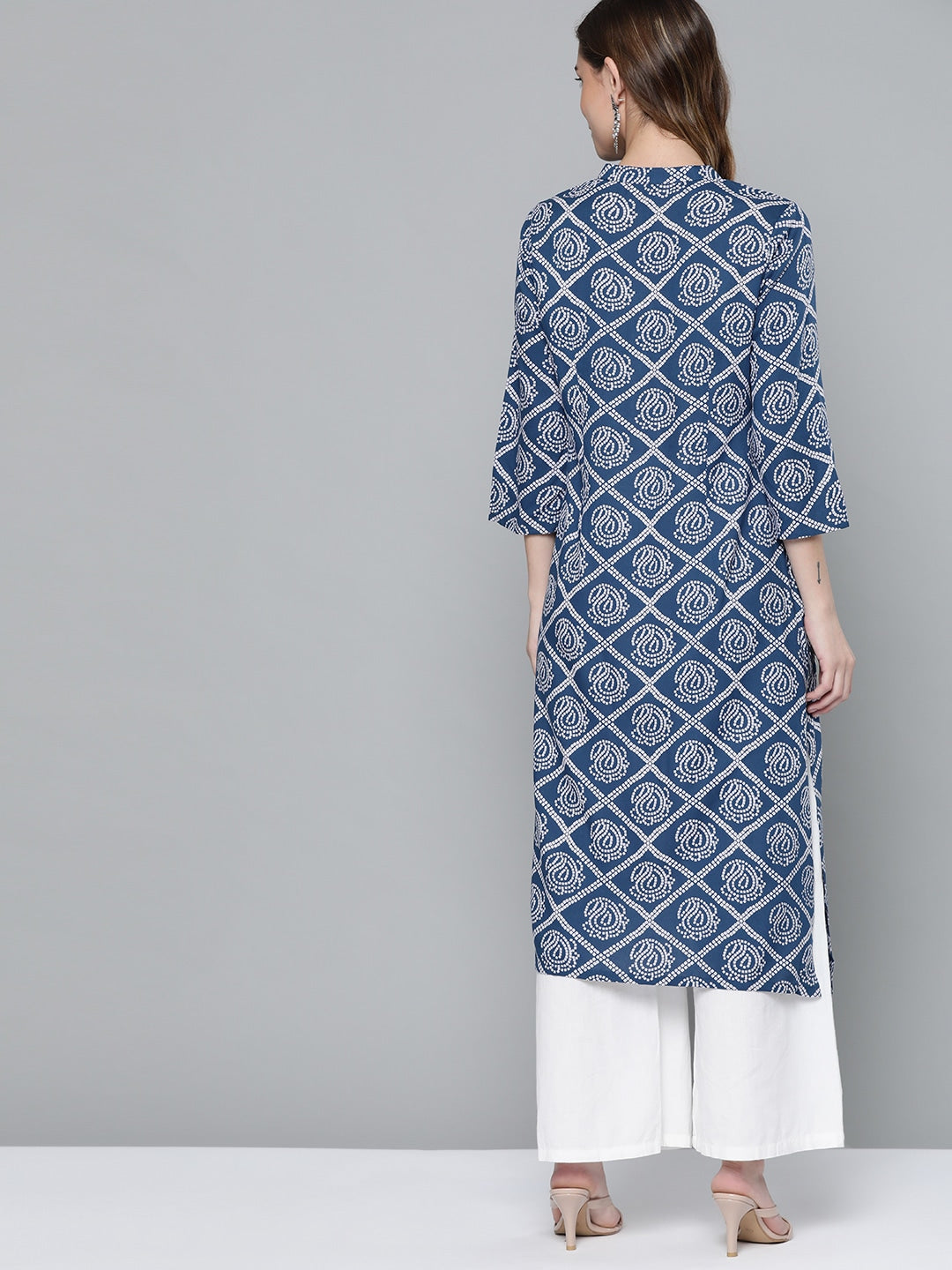HERE&NOW Women Blue & White Geometric Printed Kurta