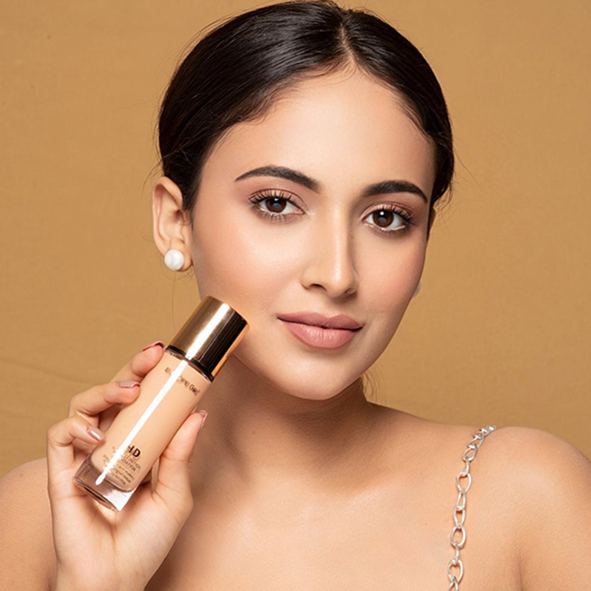 Europe Girl HD- High Coverage Foundation - 40 Medium