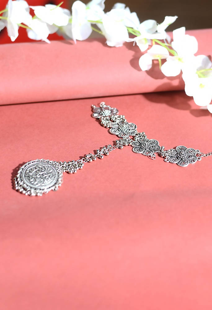 Mominos Fashion Kamal Johar Oxidised Silver-Plated Floral Design Bracelet 