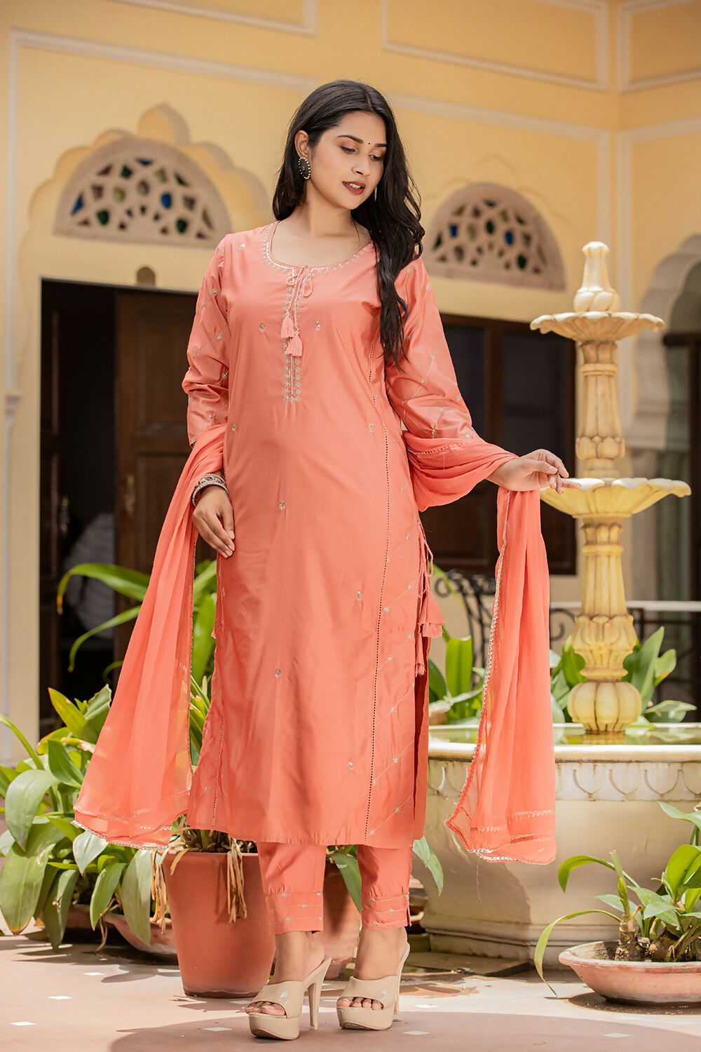 Kaajh Women's Rust Modal Silk Kurta Pant Set With Dupatta