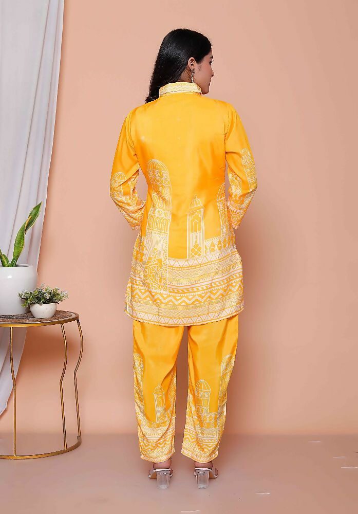 Miravan Womens Yellow Digital Printed Kurta Set