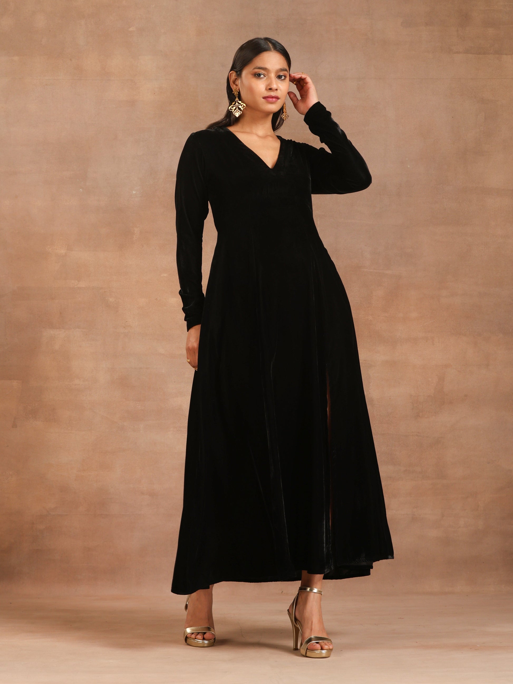 trueBrowns Black Velvet Dress 