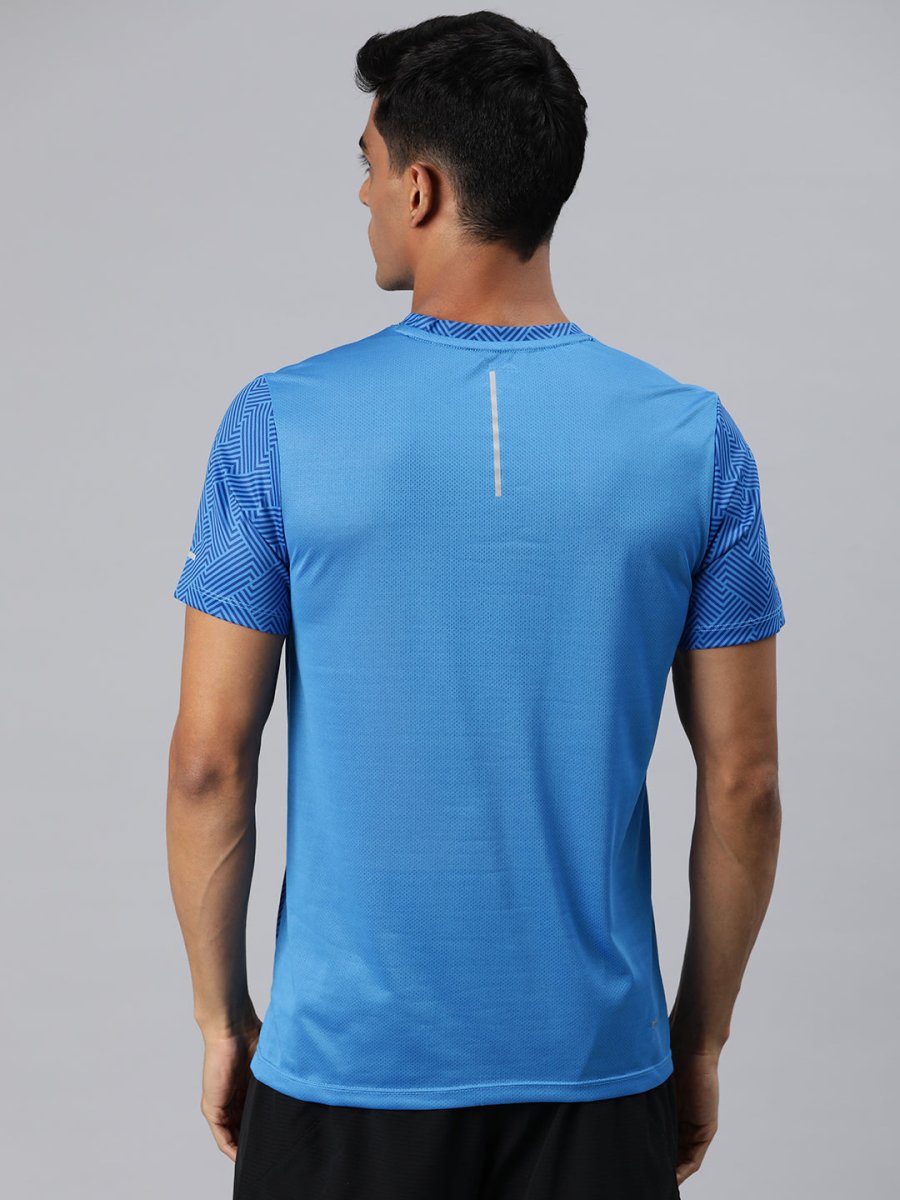 Alcis Men Printed Anti Static Slim Fit T-shirt 