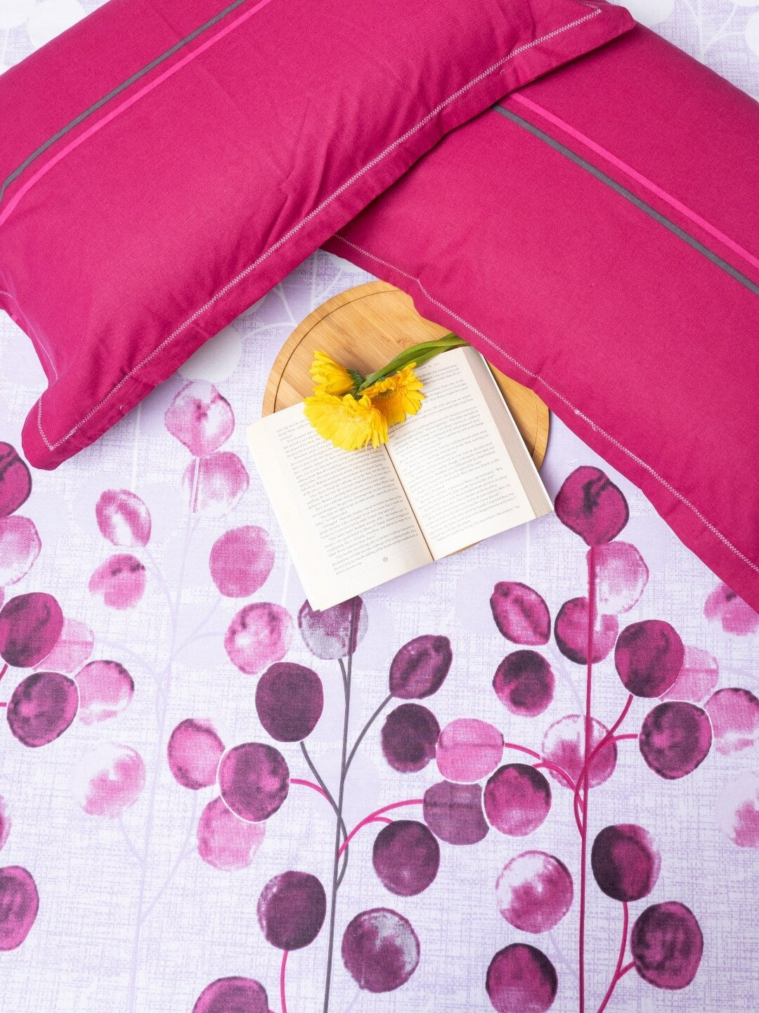 URBAN SPACE Divine Purple Floral 144 TC Pure Cotton Queen Bedsheet With 2 Pillow Covers 