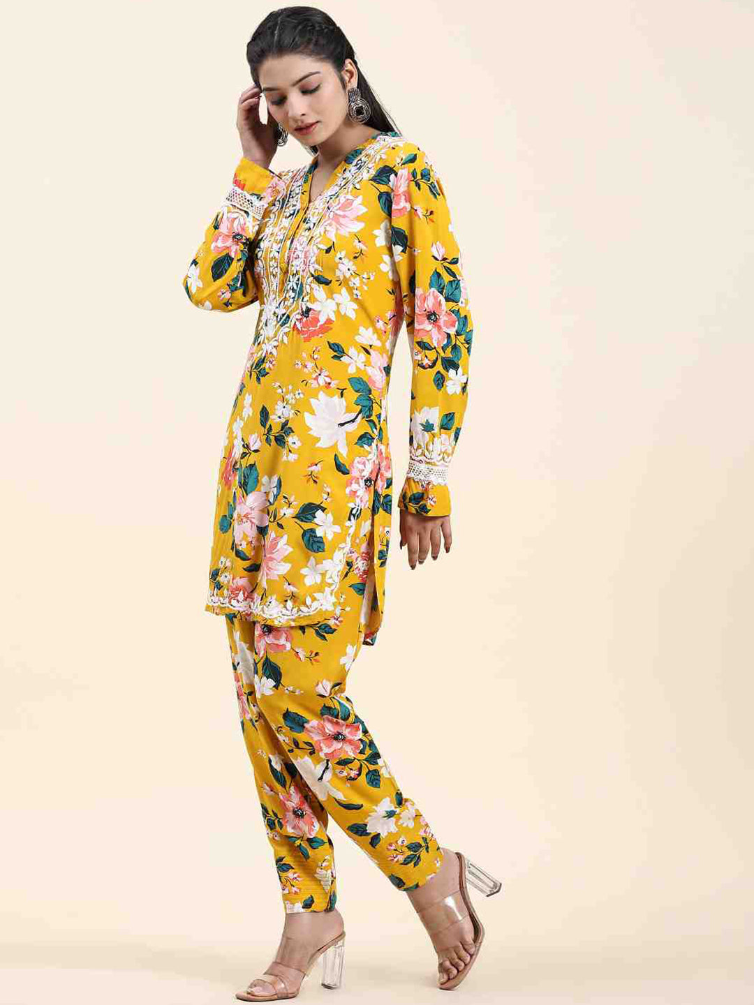 HOUSE OF KARI Floral Printed Chikankari Regular Straight Pure Cotton Kurta with Trousers 