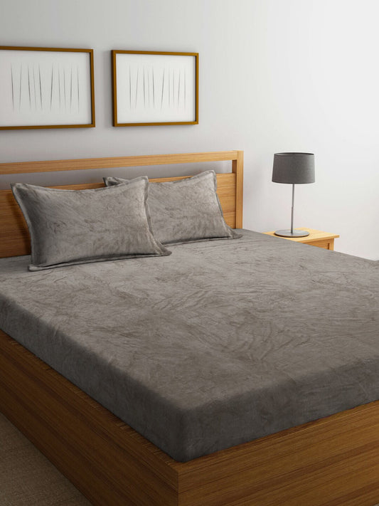 KLOTTHE 300 TC Woolen King Bedsheet with 2 Pillow Covers 