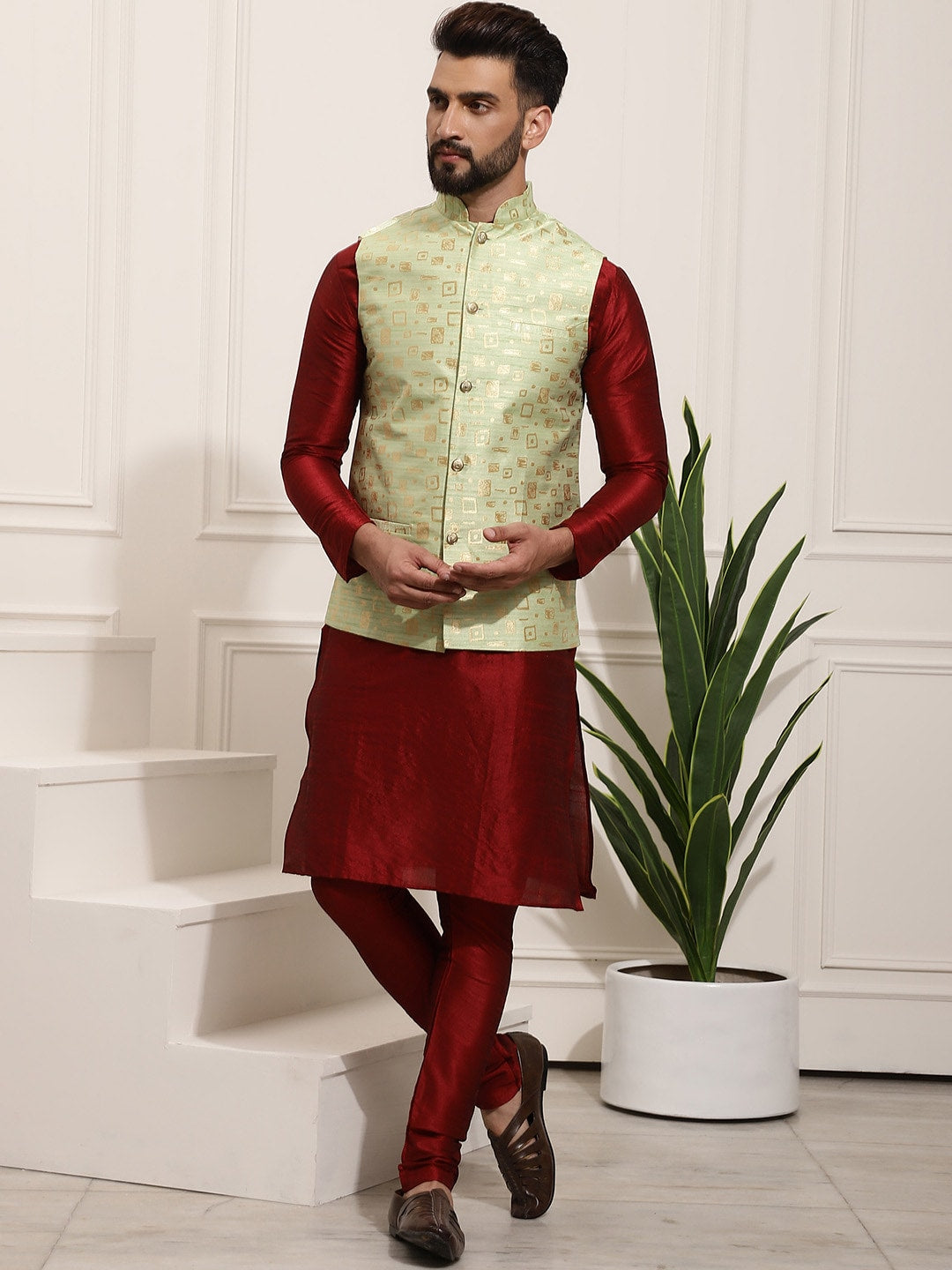 Sojanya Men Maroon Solid Kurta Set & Nehru Jacket 
