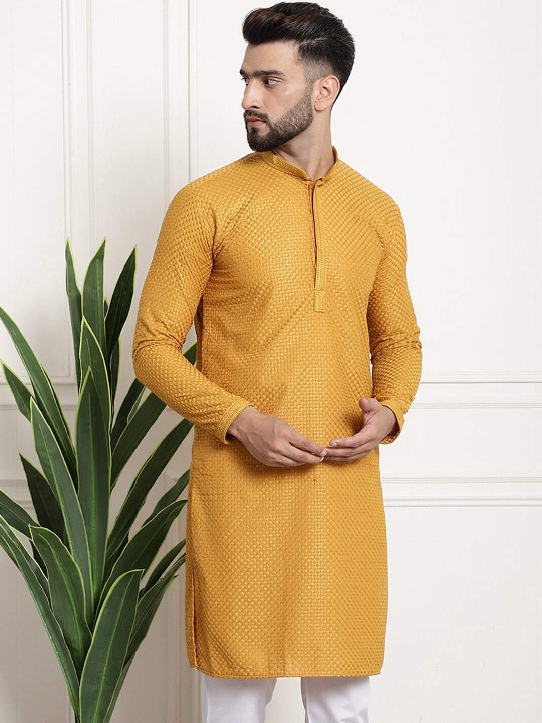 Sojanya Geometric Embroidered Thread Work Pure Cotton Straight Kurta 
