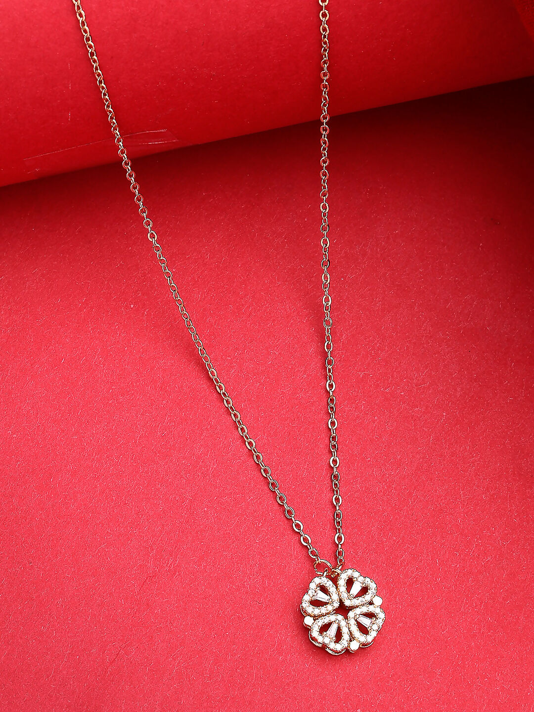 NVR Women's Rose Gold Heart Shape American Diamond Metal Chain 