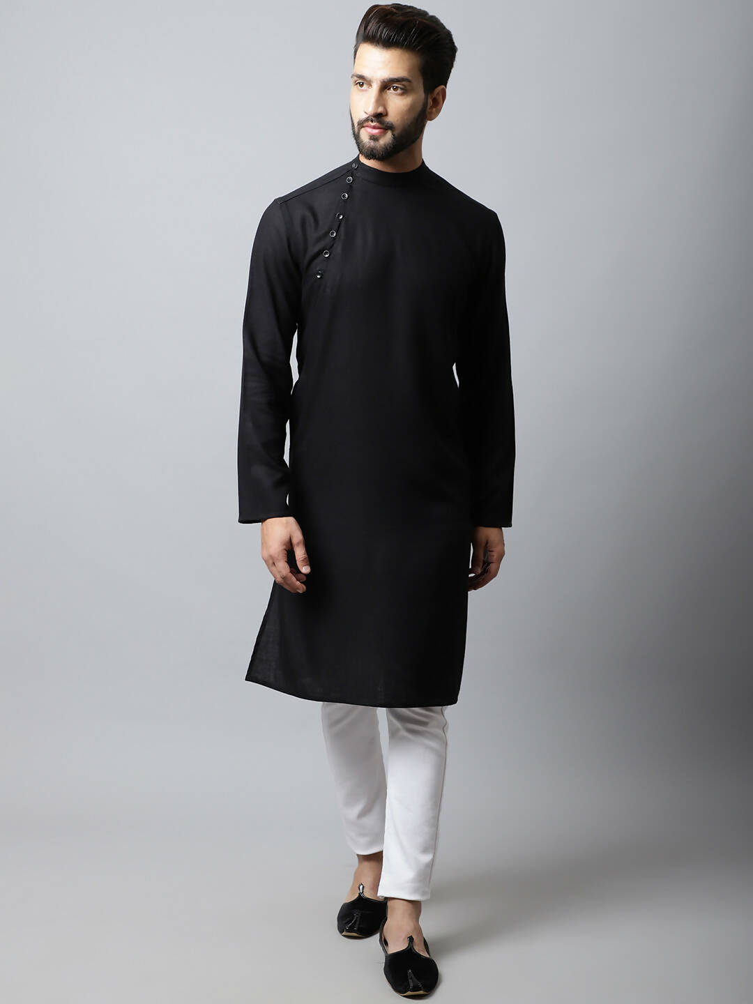 Even Apparels Black Color Linen Linen Men's Kurta With Side Placket (LN761) 