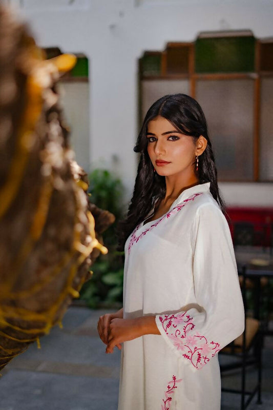 Zibaa Ivory & Pink Muslin Chikankari Kurta | Grab2Buy