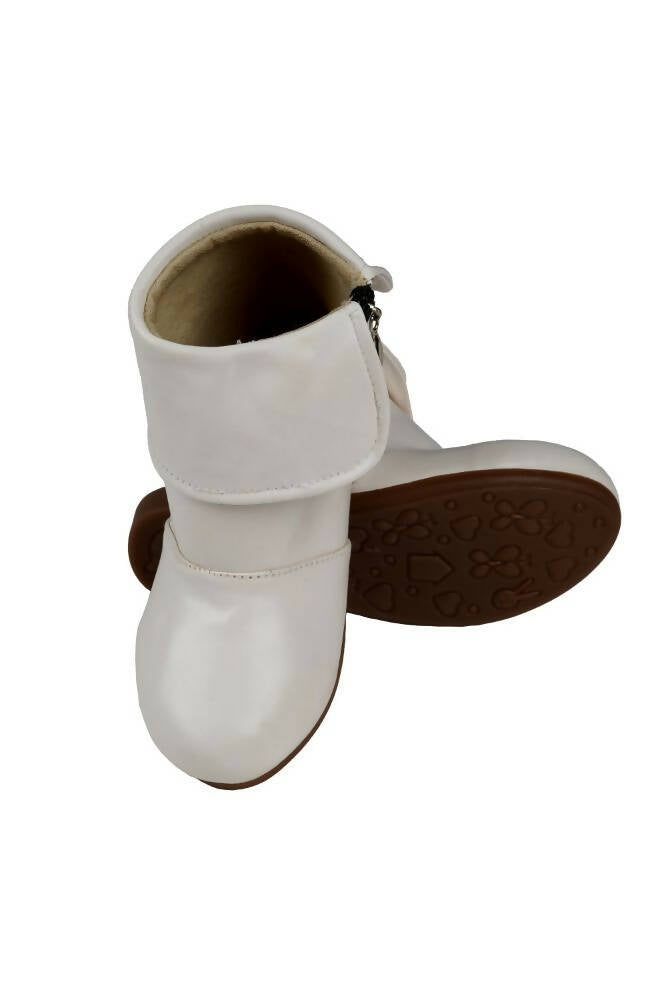 Tiny Bugs Girls Anckle Lenght Boots -White  Grab2Buy Tiny Bugs Grab2Buy