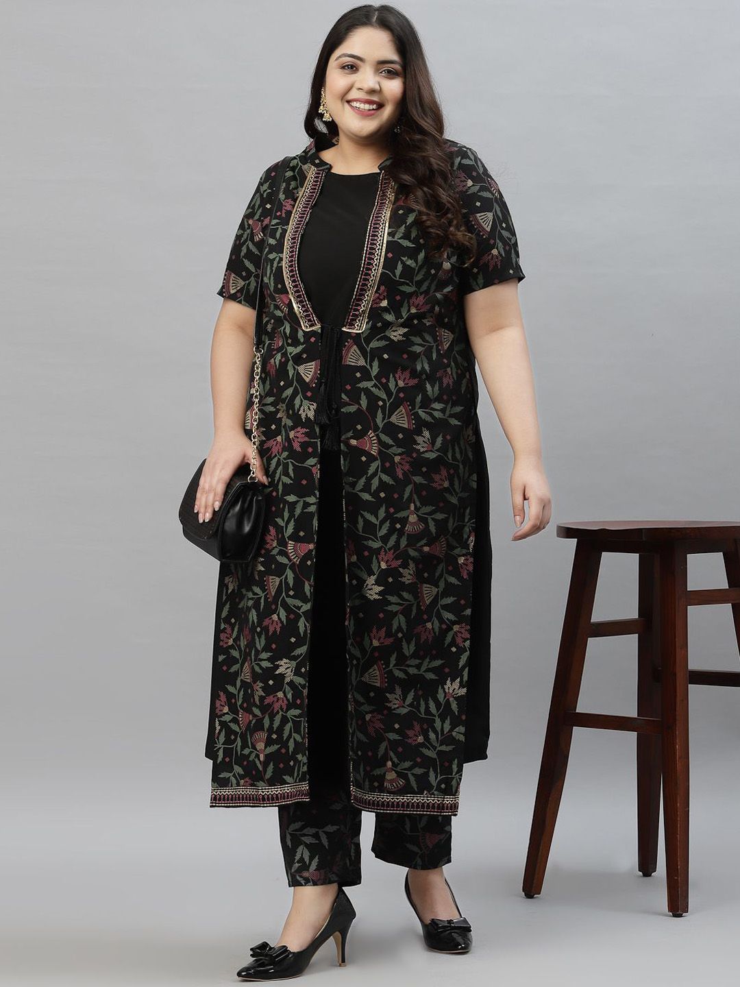 Sztori Plus Size Floral Foil Printed Mandarin Collar A-Line Kurta With Trouser