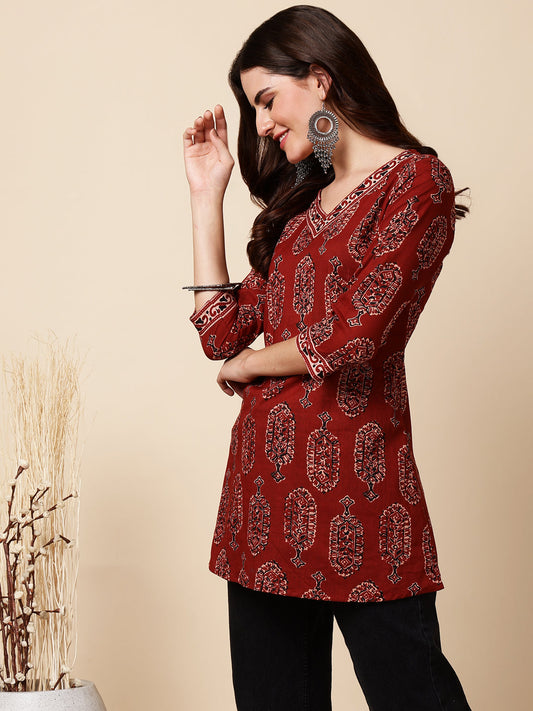 Antaran Maroon Pure Cotton Maroon Printed Tunic