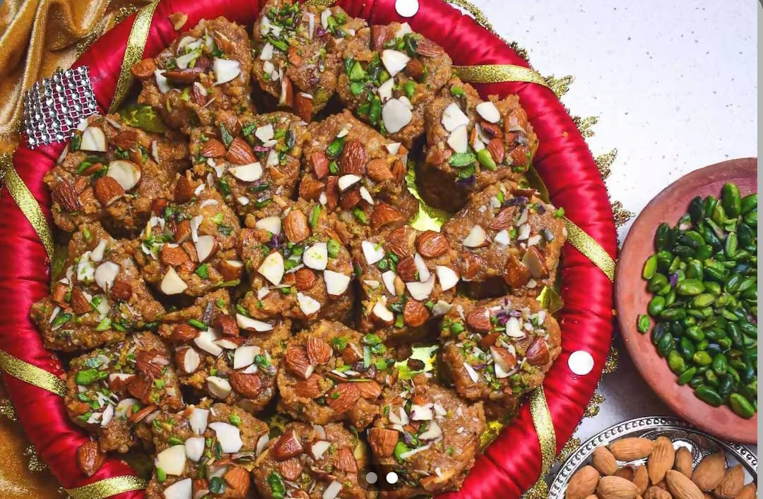 Mohana Sweets N Confectioners Pure Desi Ghee Pinni 