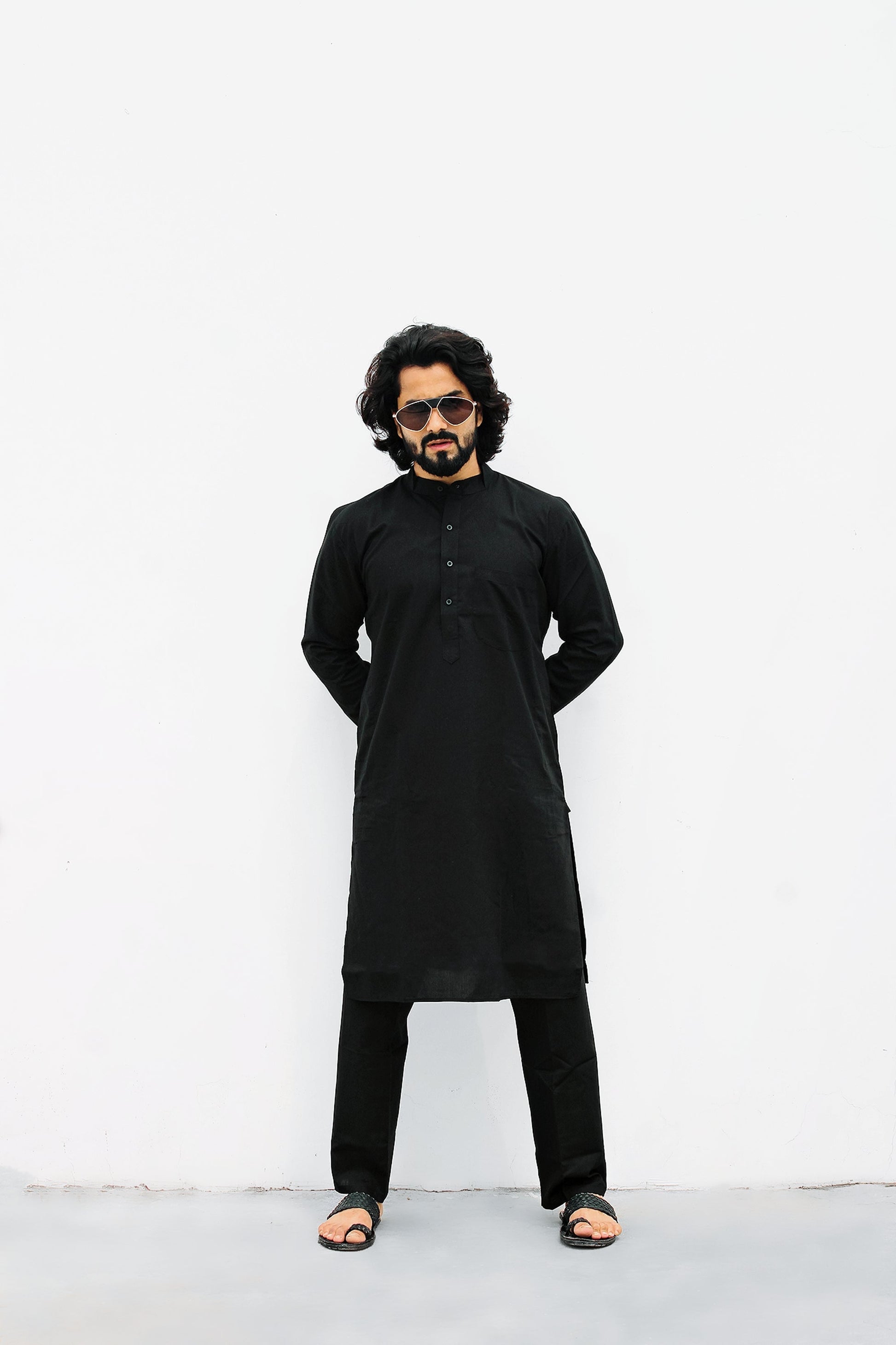Jompers Men's Black Solid Cotton Kurta Only