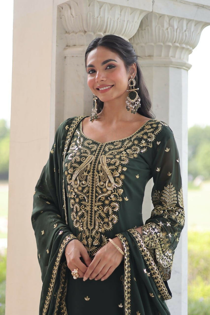 Teeya Creation Womens New Trendy Faux Blooming With Embroidered Work Kurta Set