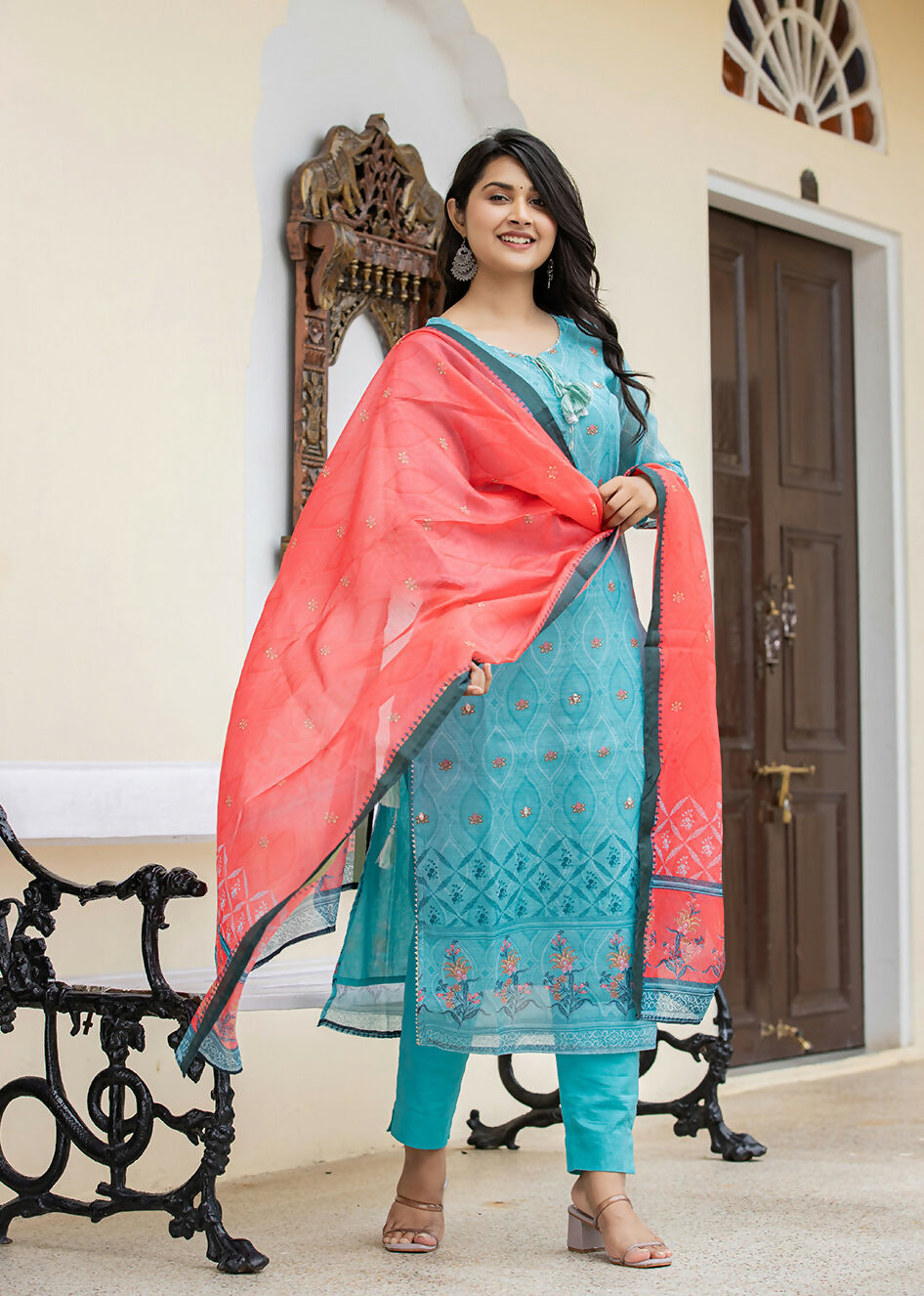 Kaajh Women's Sky Blue Printed Chanderi Kurta Pant Set With Dupatta