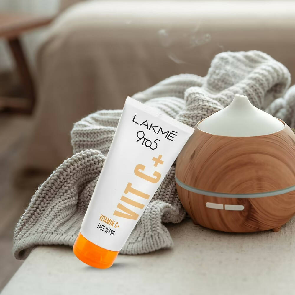 Lakme 9to5 Vitamin C Face Wash - Grab2buy
