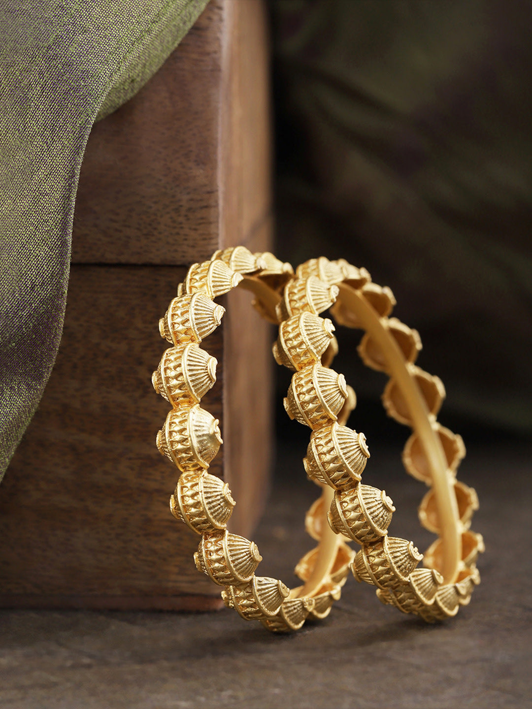 Priyaasi Women Set Of 2 Gold-Polished Textured Bangles 