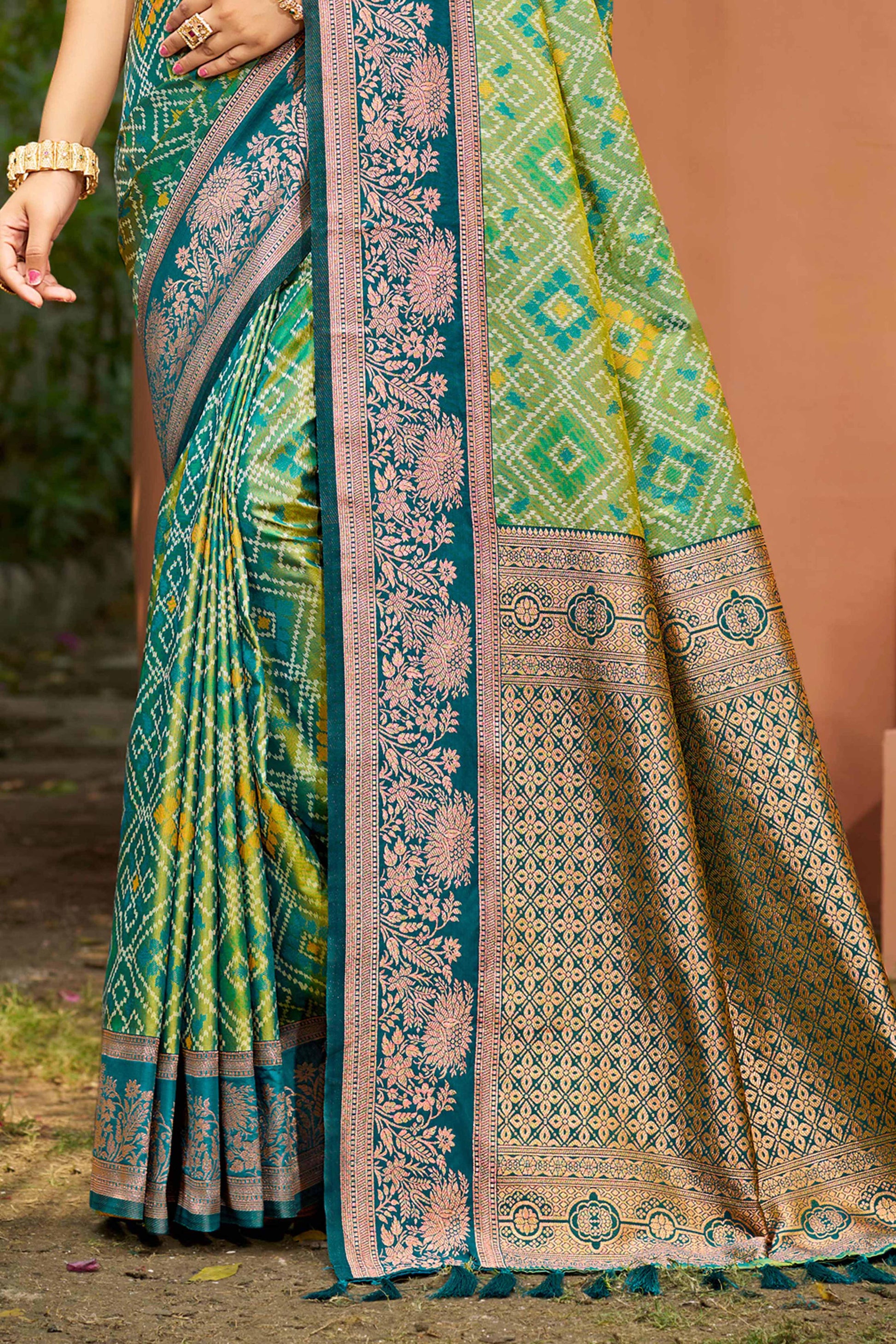 Sangam Prints Parrot Green Soft Silk Woven Work Traditional Saree