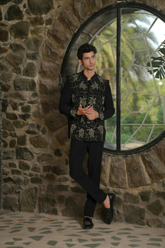 Black Bandhgala With Embroidery – Zardosi Work (Deer) by Hilo Design