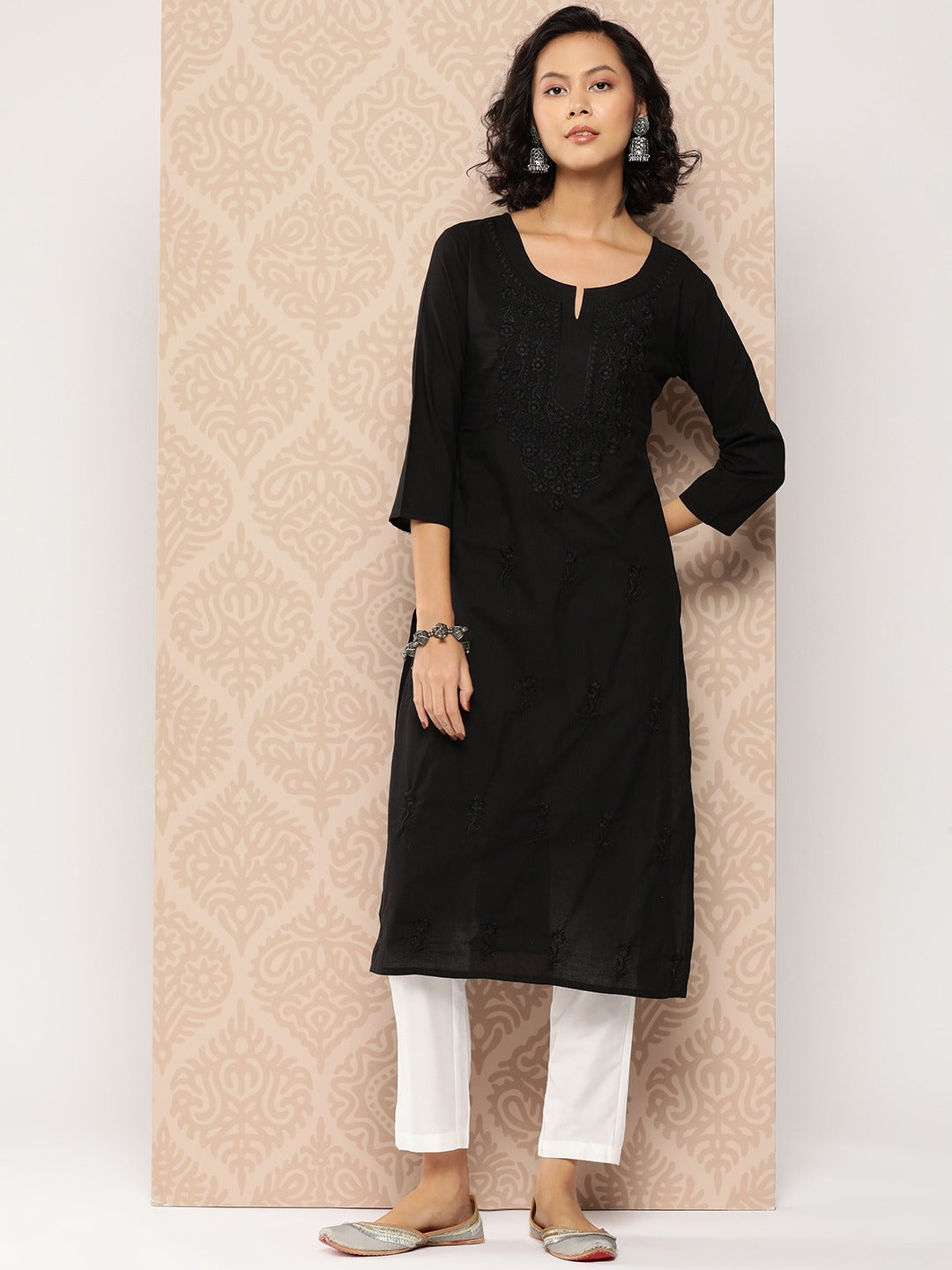 Yufta Black Embroidered Chikankari Cotton Kurta 