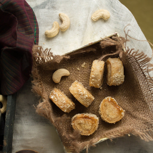 Almond House Flaky Cashew Turkish Roll 