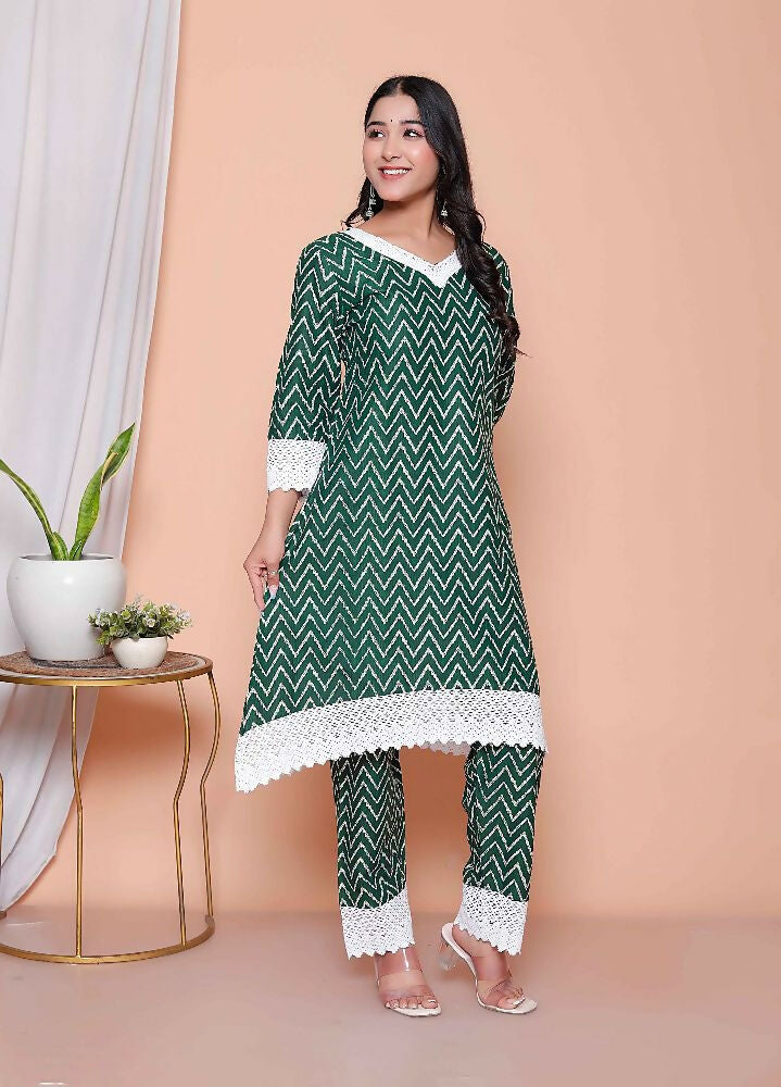Miravan Womens Green Rayon Zigzag Print Kurta With Palazzo Set