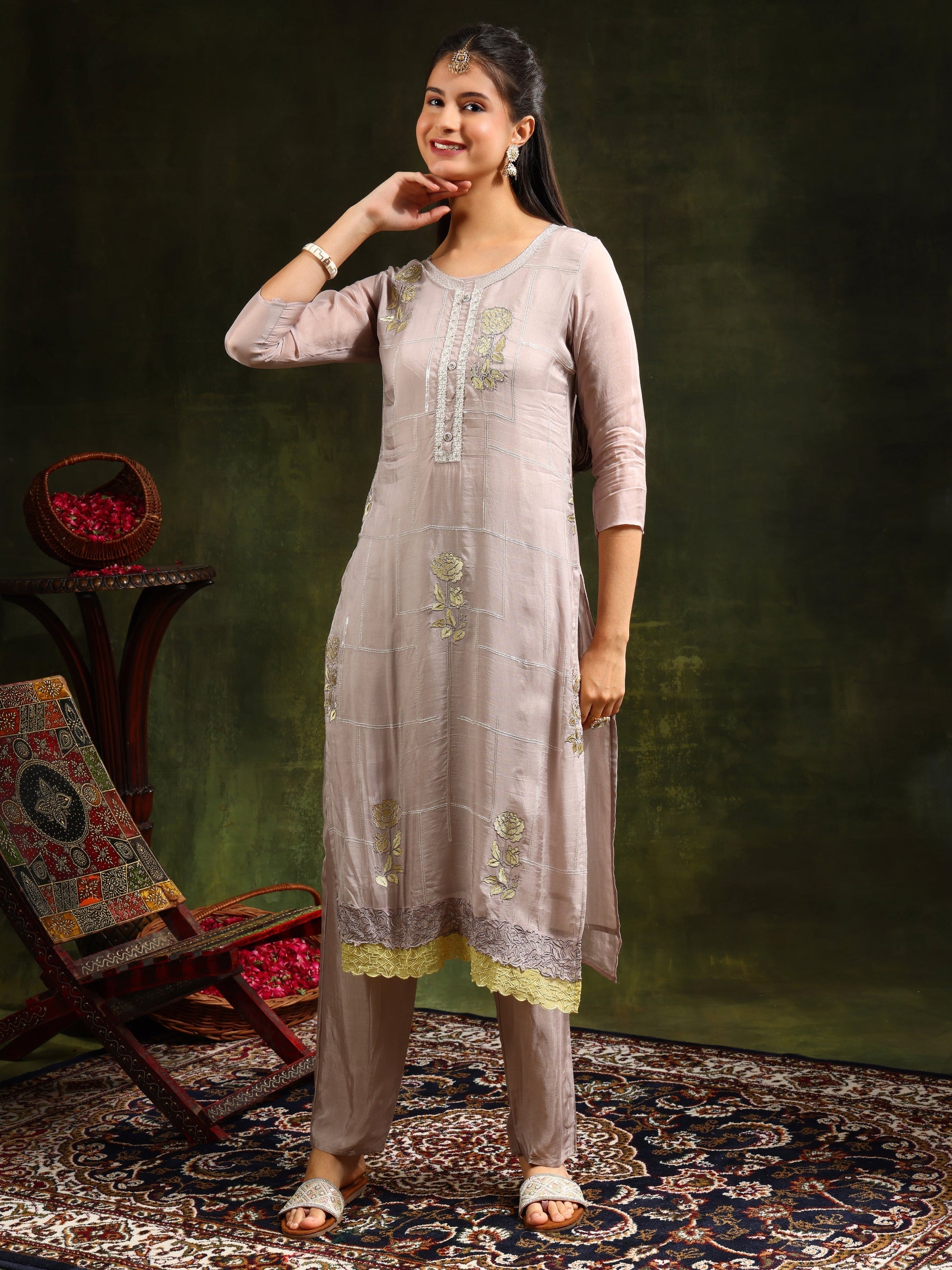 Hand Embroidered Kurta With Pant & Organza Sequined Embroidered Dupatta, Grey - Hiral Fashion
