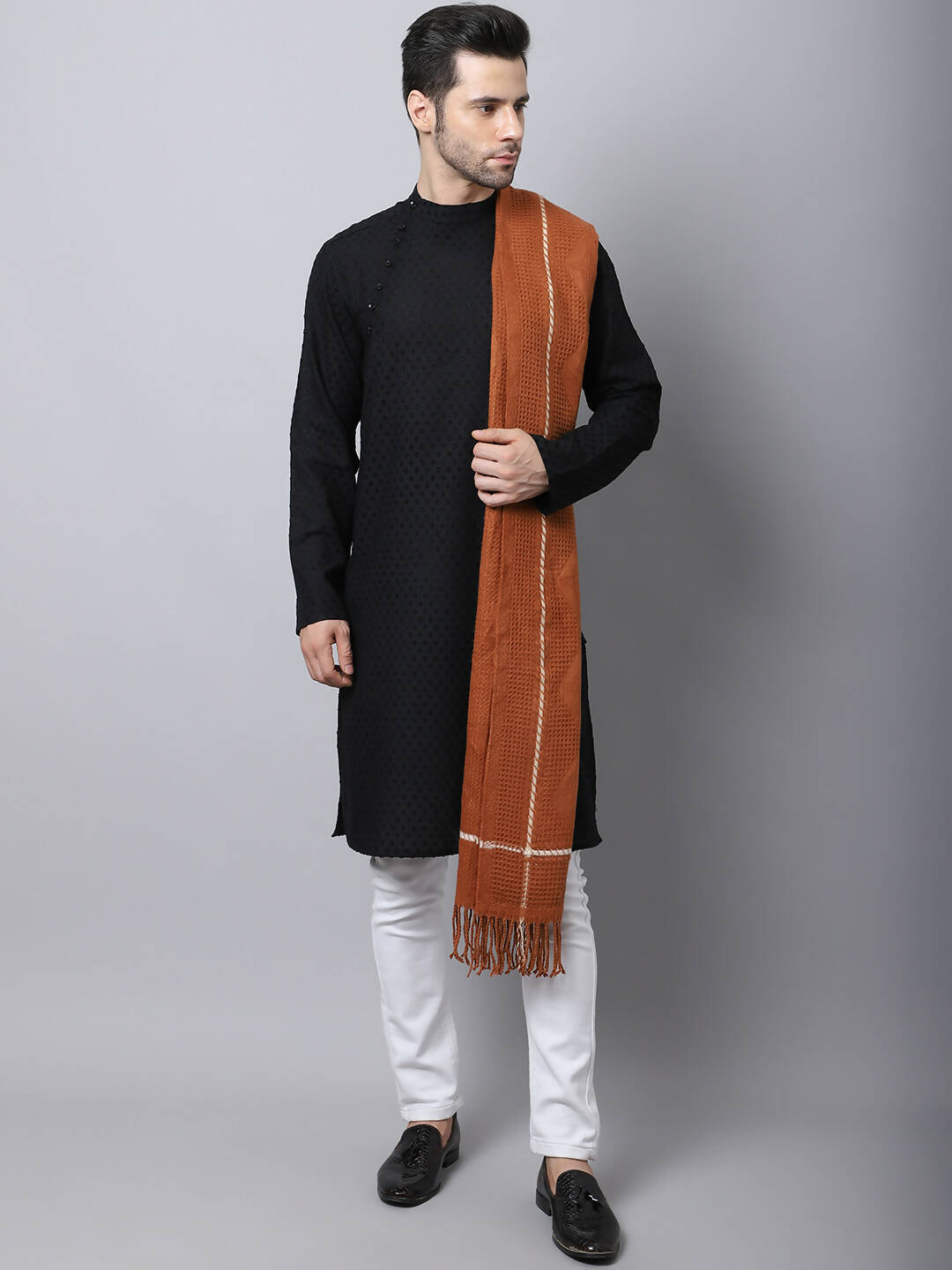 Even Apparels Black Pure Cotton Men's Kurta With Side Placket (MMS446) 
