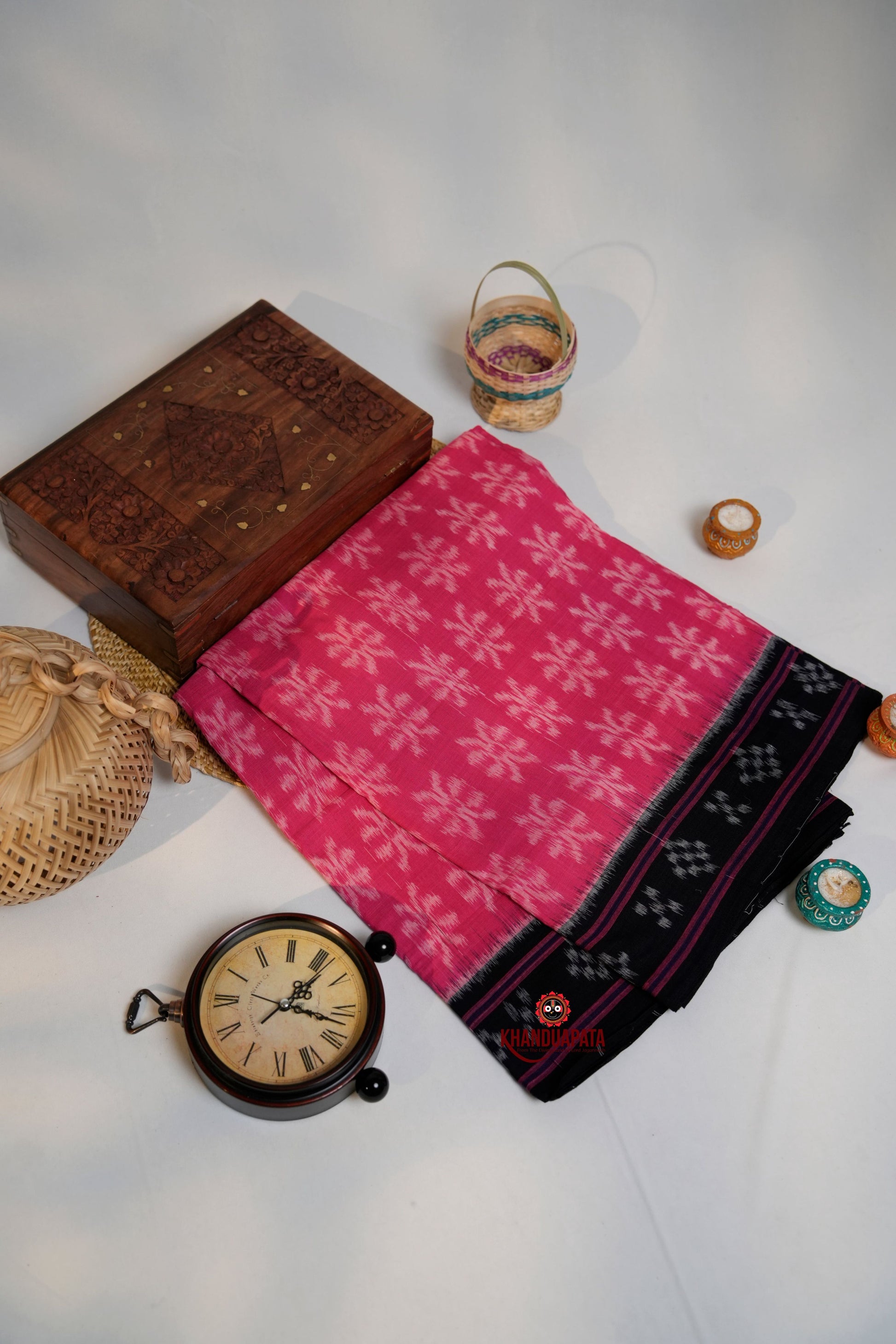 khanduapata Pink & Black Colour Flower Design Cotton Saree For Women