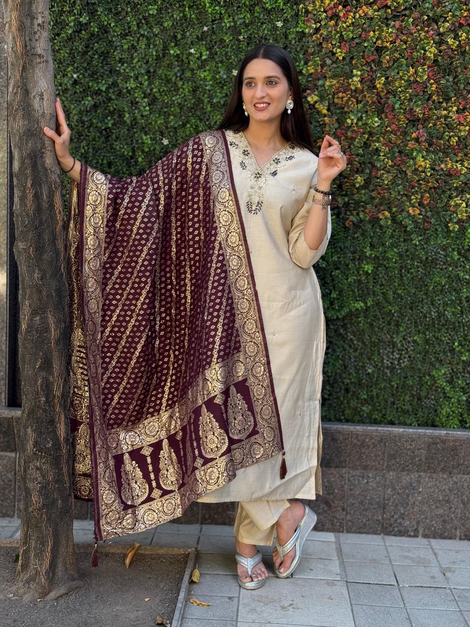 Lorenvalley Fashion Cream Roman Silk Hand Work Kurta Pant with Dupatta 