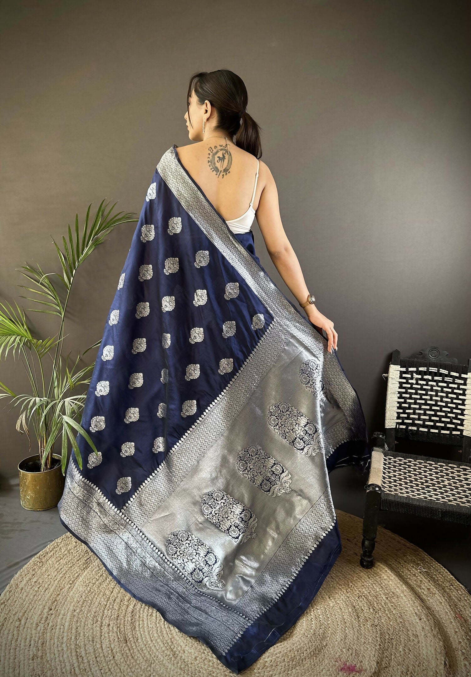 Joban Fashion Navy Blue Floral Motifs Soft Silk Banarasi Saree
