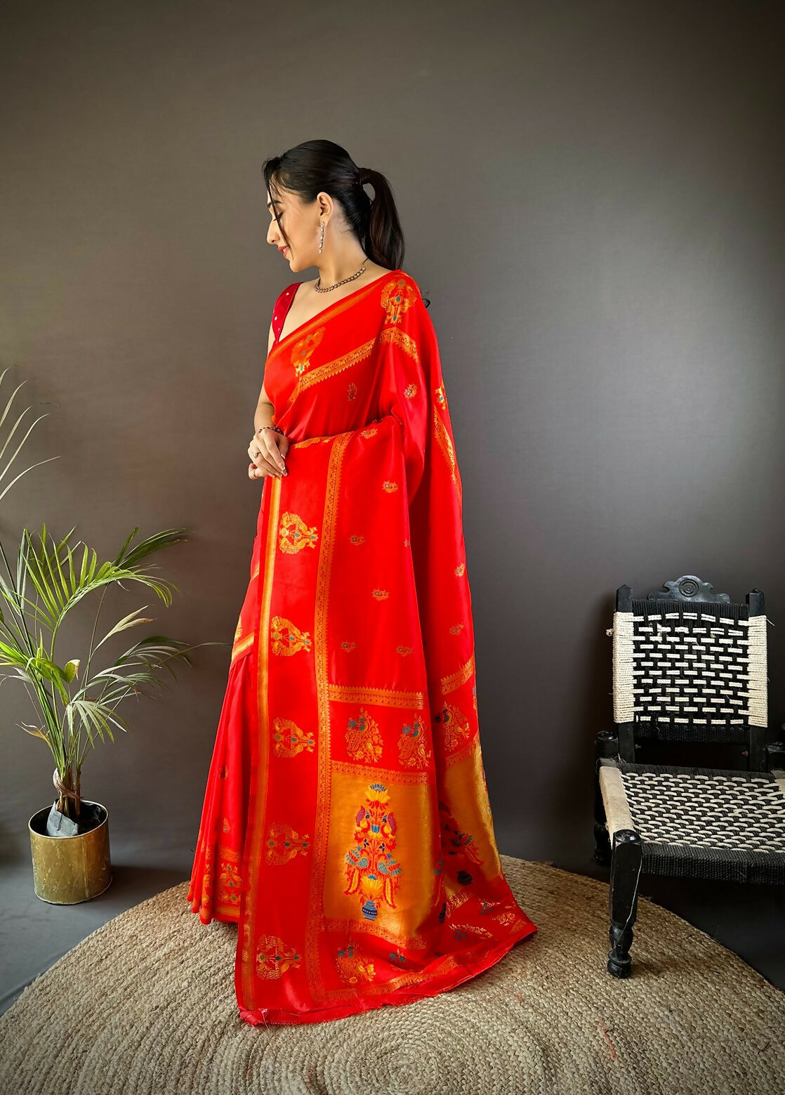 Joban Fashion Red Meenakari Weaving Paithani Sarees