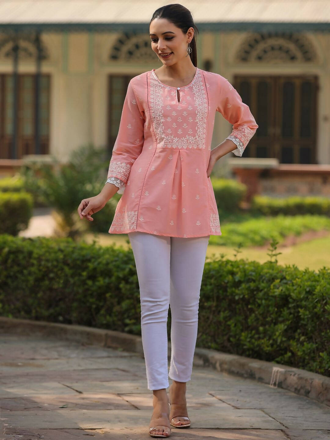 Juniper Women's Peach Cambric Floral Printed Tunic