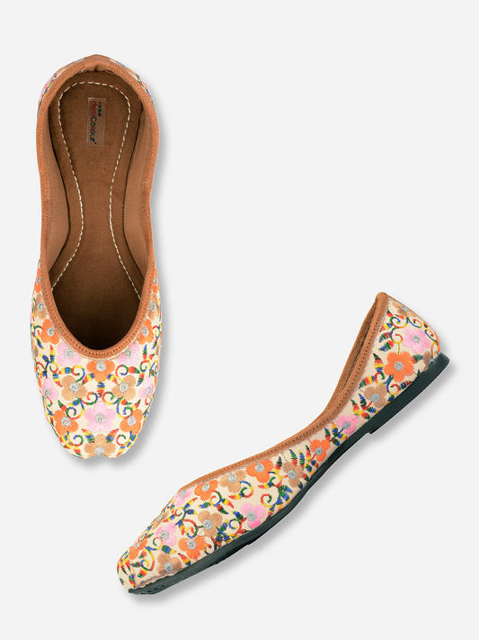 Desi Colour Women Indian Ethnic Footwear-Cushioned Offwhite Multi Floral
