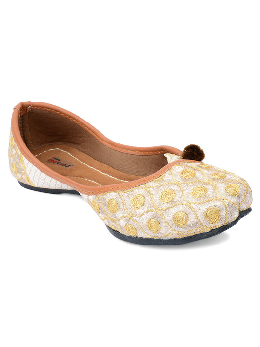 Desi Colour Women Indian Ethnic Footwear-Gold Side Flip-1