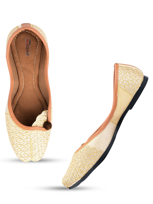 Desi Colour Women Indian Ethnic Footwear-Gold Side Flip-2