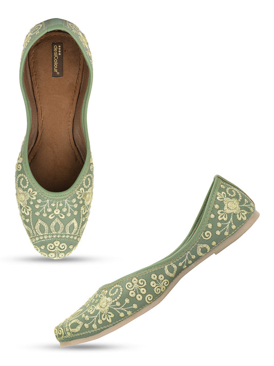 Desi Colour Women Indian Ethnic Footwear-Cushioned Green Embroidered