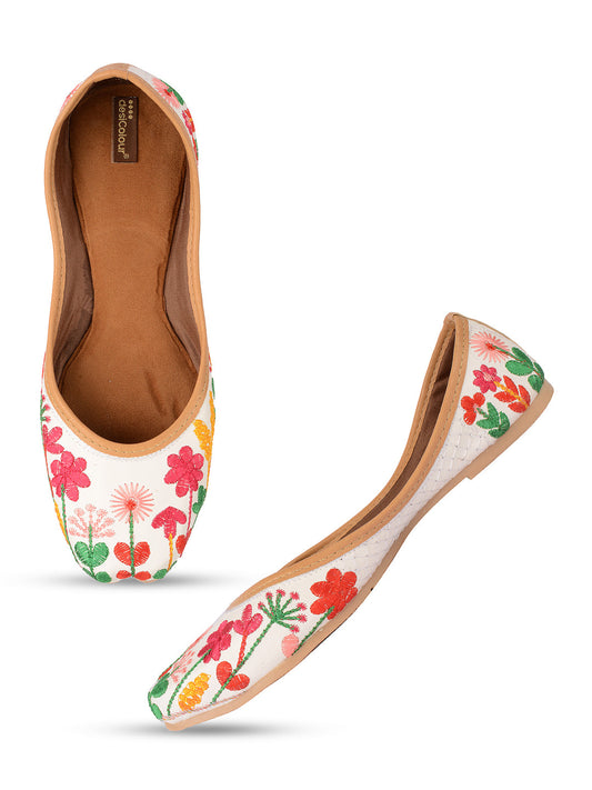 Desi Colour Women Indian Ethnic Footwear-Embellished White Forest Mojari